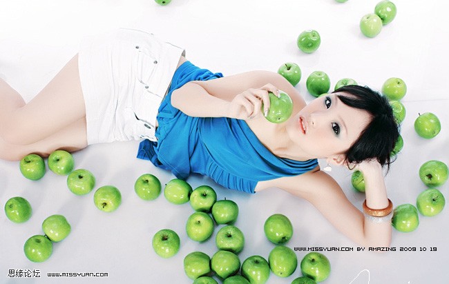 Photoshop调出晶莹剔透的青苹果色调