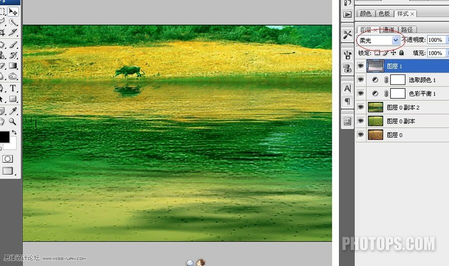 Photoshop为干旱的土地加一汪绿色的清水