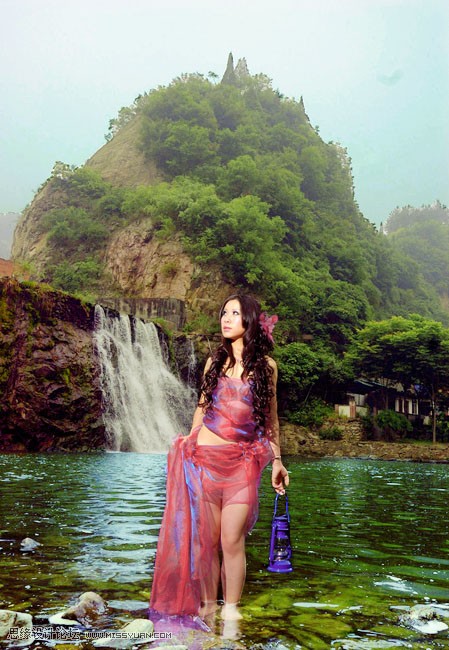 Photoshop调出艳丽色调的外景美女照