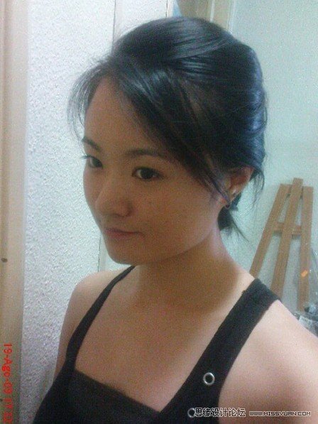 Photoshop临摹偏暗的手机人物照片