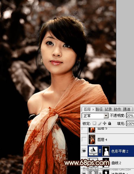 Photoshop调出陈黄色调的外景美女照