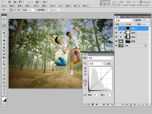 Photoshop给林中照片添加蓝色白云背景,PS教程,图老师教程网