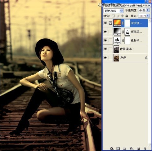 Photoshop调出美女冷冷的复古黄色调,PS教程,图老师教程网