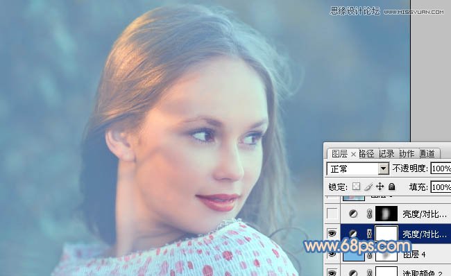 Photoshop调出国外美女图片朦胧淡蓝色调,PS教程,图老师教程网