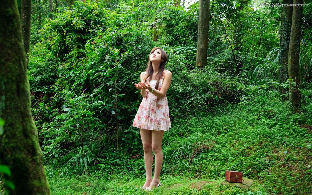 Photoshop调出公园可爱美女日系黄色调,PS教程,图老师教程网