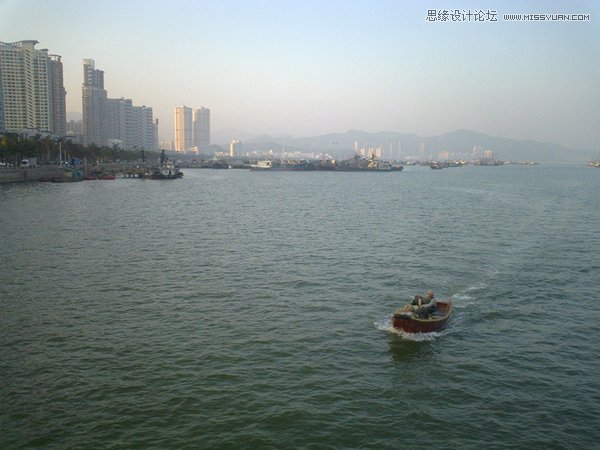 Photoshop把多张素材合成全景数码照片