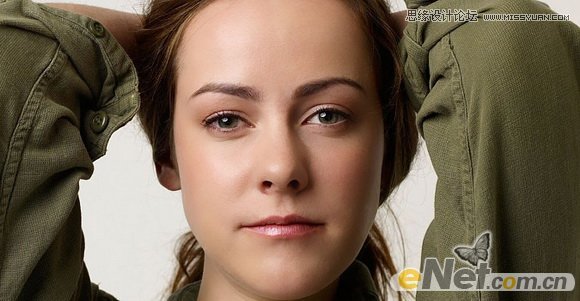 Photoshop使用表面模糊给美女照片磨皮