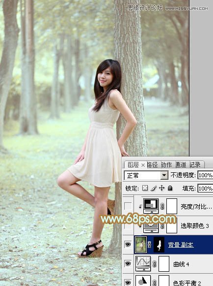 Photoshop调出林中女孩淡淡的绿色效果