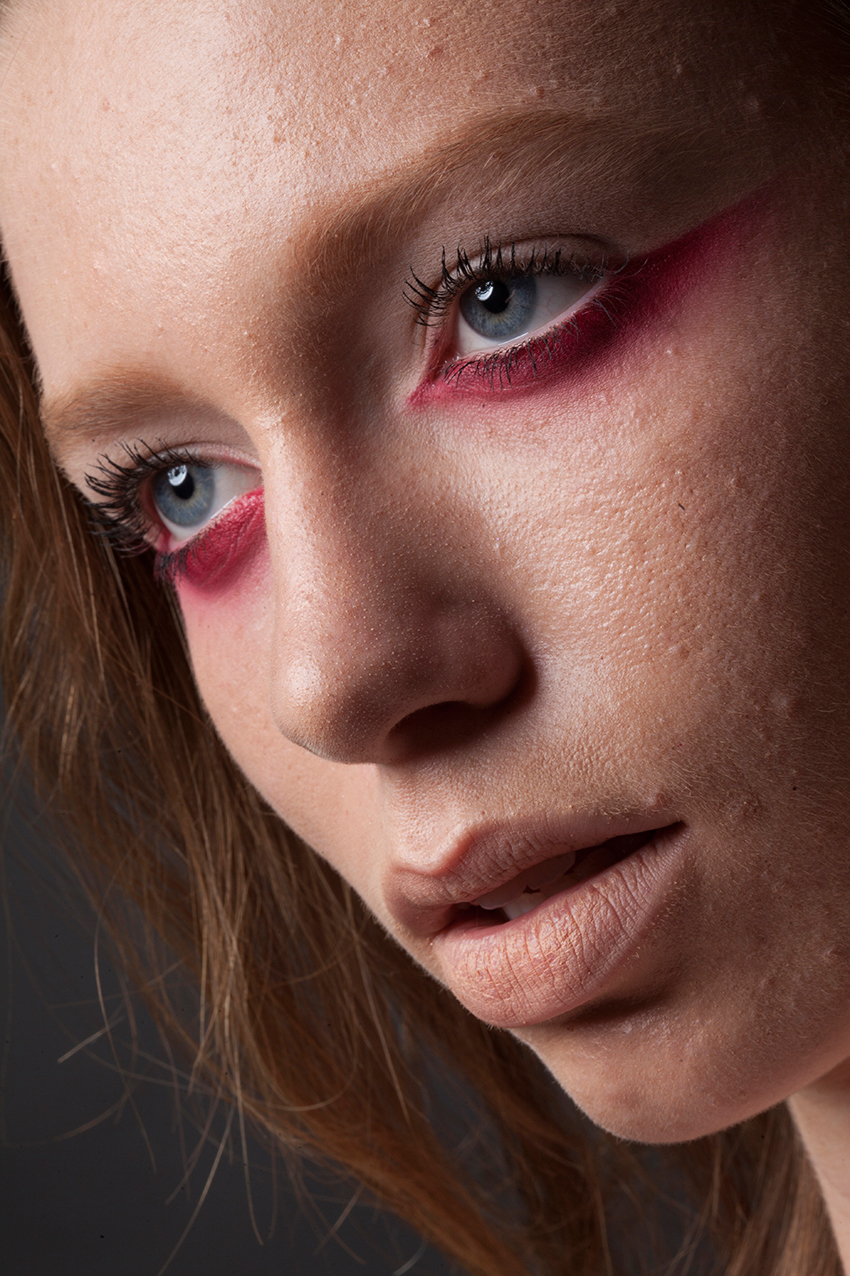 Photoshop超质感的后期人像商业修图教程【视