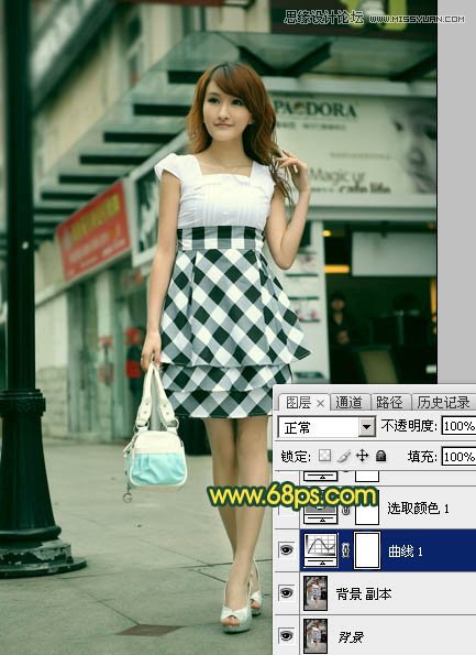 Photoshop给街道上行走女孩添加复古逆光效果