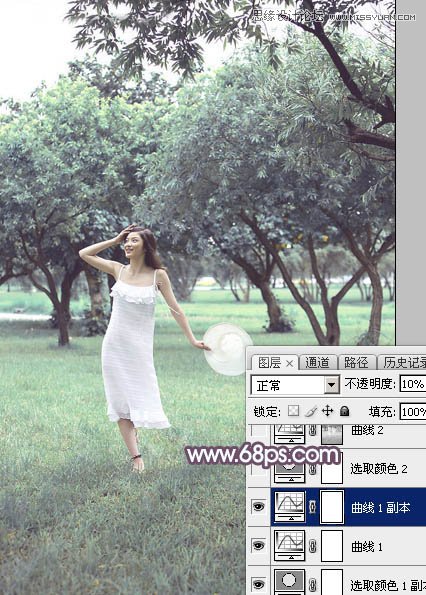 Photoshop调出外景林中女孩梦幻紫色效果