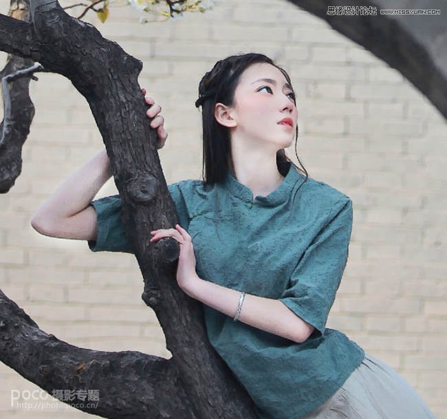 Photoshop制作唯美中国风效果的园林女孩照片