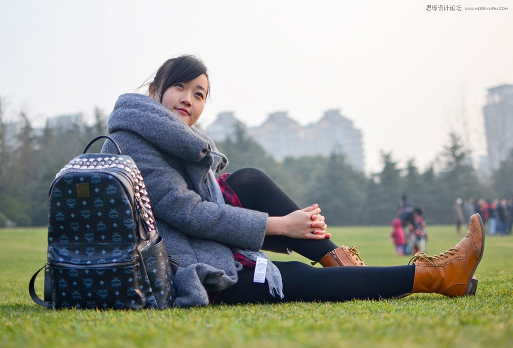 Photoshop给外景女孩添加唯美的黄昏景色