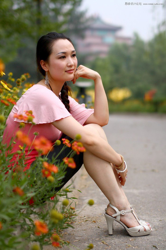 Photoshop给外景美女人像添加夕阳美景