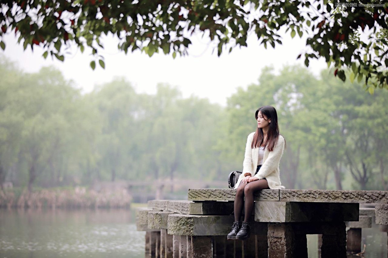 Photoshop给河边美女人像添加梦幻紫色效果
