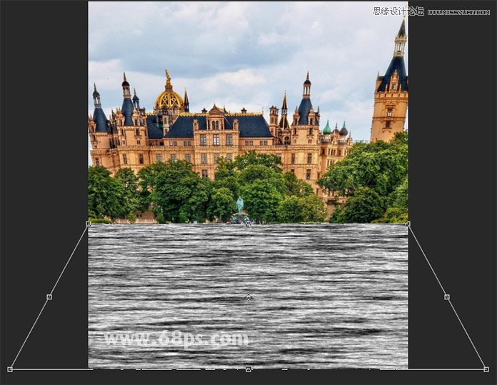 Photoshop给建筑物照片添加水中倒影效果