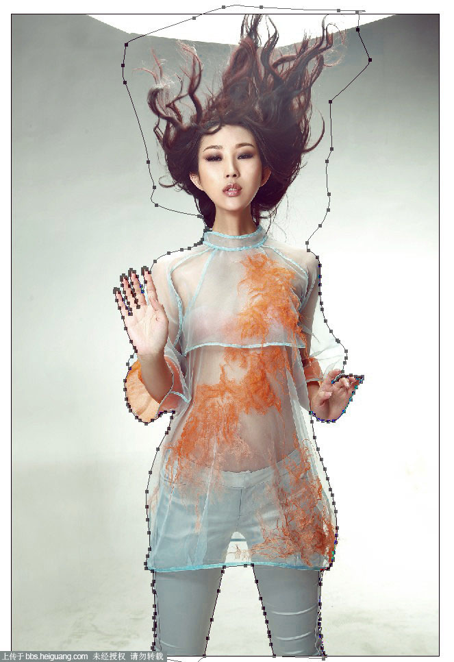 Photoshop创意合成玻璃瓶中被水淹没的美女