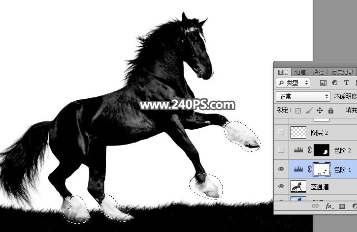 Photoshop使用通道工具抠出草地上的骏马