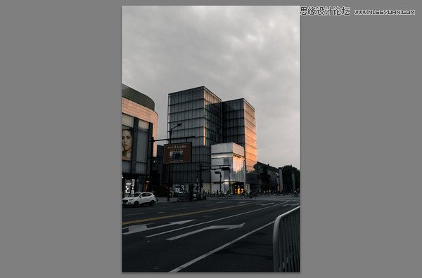 Photoshop结合LR制作质感冷色的城市照片