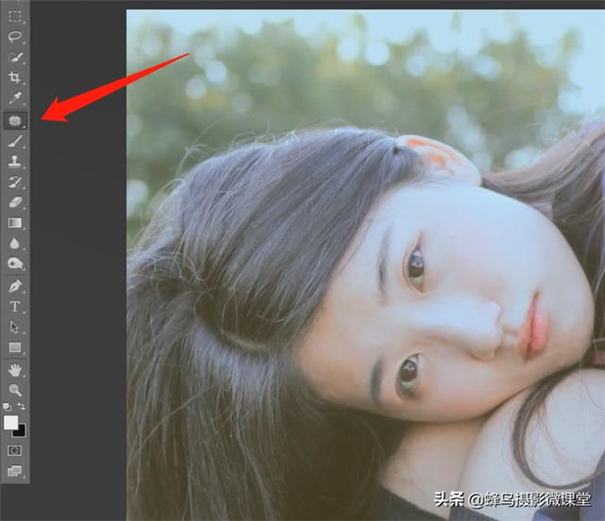 日系效果:用PS调出人像照片小清新效果